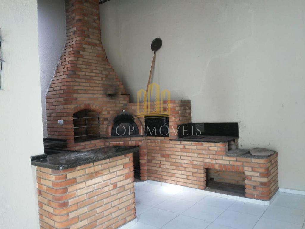 Casa na Zona Leste no jardim Pararanga