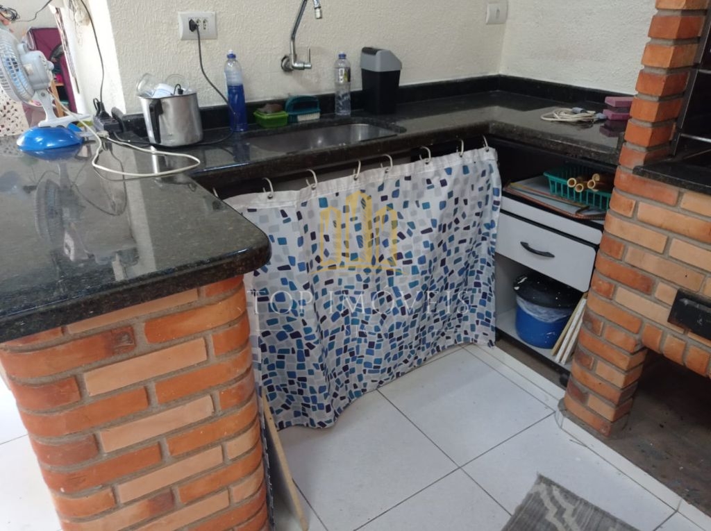 Casa na Zona Leste no jardim Pararanga
