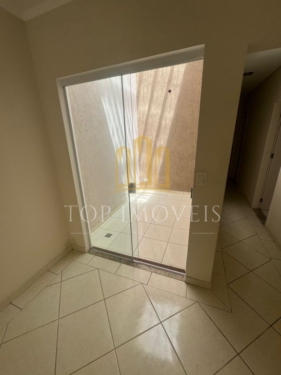 Excelente casa com 3 dormitorios sendo 2 suites em Jacareí
