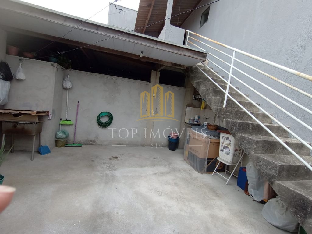 Sobrado no Jardim Santa Rosa: Duas Casas Independentes!
