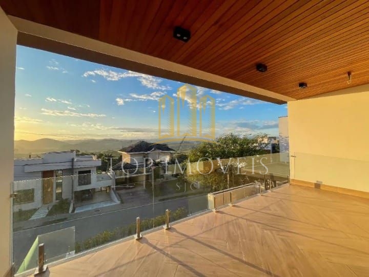 Casa Condomínio - Residencial Jaguary - Urbanova - 4 Suítes - 470m².