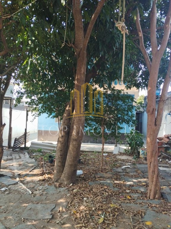 Excelente casa de esquina no Jardim Imperial