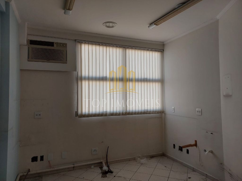 Sala comercial 8ª andar Profissional Center, excelente!