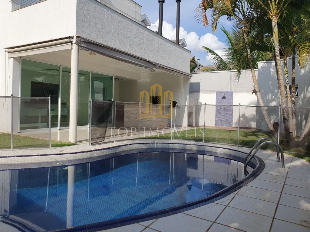 Luxuosa casa 4 suites no condominio Esplanada do sol
