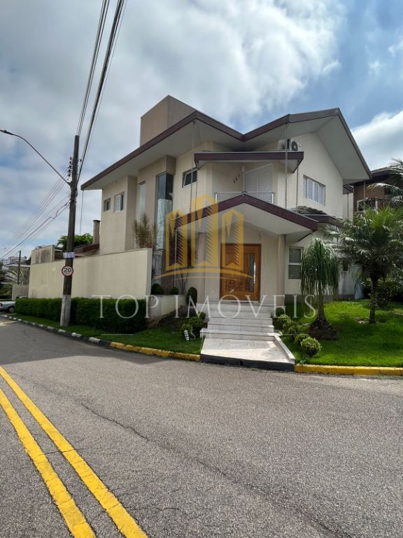 Excelente oportunidade! Vendo uma linda casa no bairro Vila Branca 1 em Jacareí-SP.