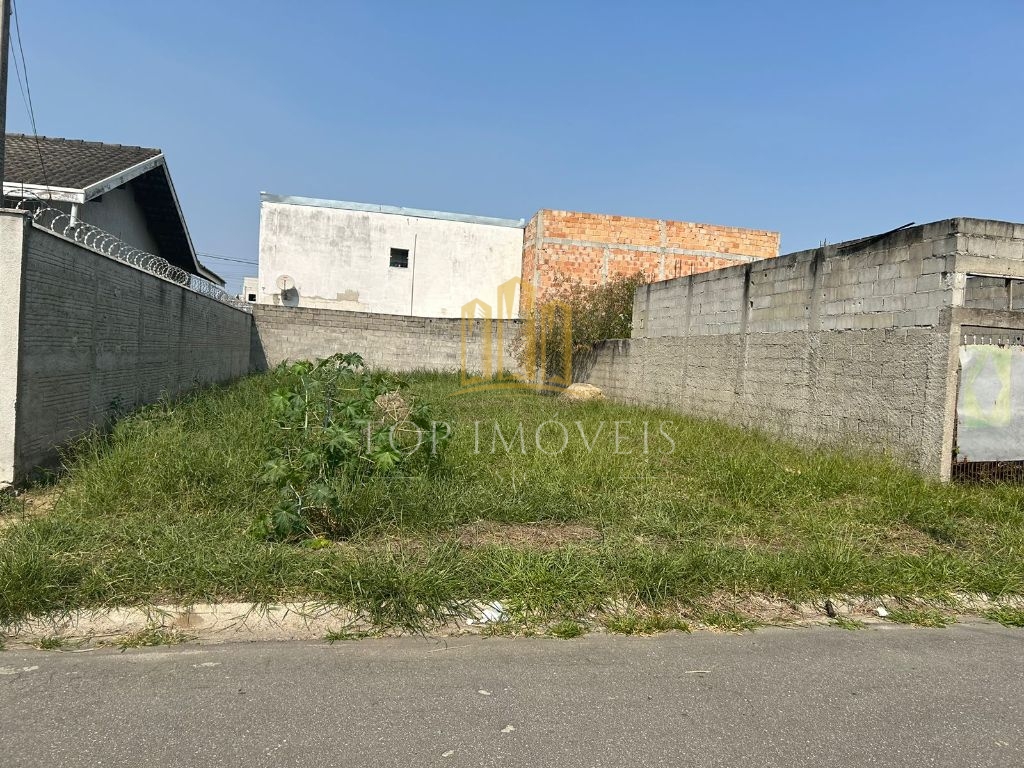 Oportunidade-Terreno plano com excelente localização em Moreira César