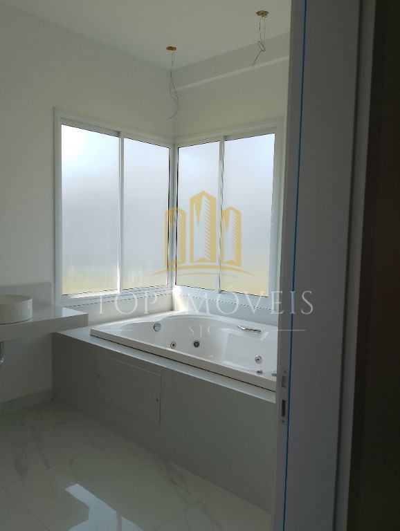 Exclusiva Residência Térrea de Alto Padrão no Condomínio Mont Blanc Luxo, Sustentabilidade e Conforto em 1.200m²
