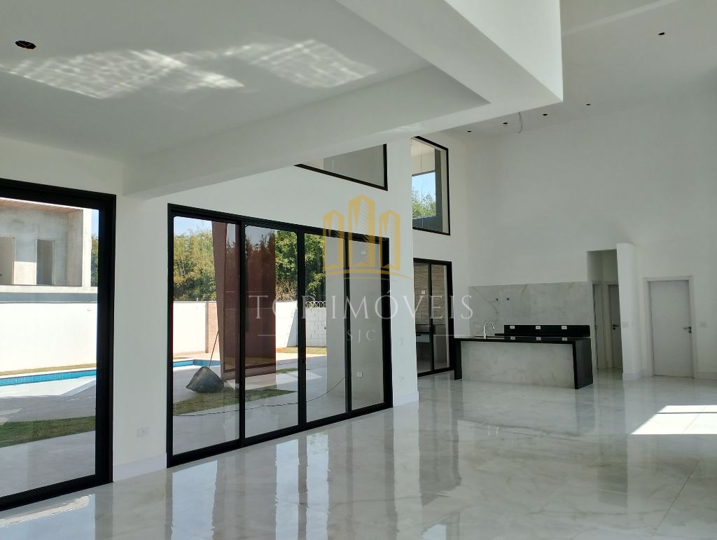 Casa Térrea de Alto Padrão no Condomínio Mont Blanc - Modernidade e Conforto em 770m²