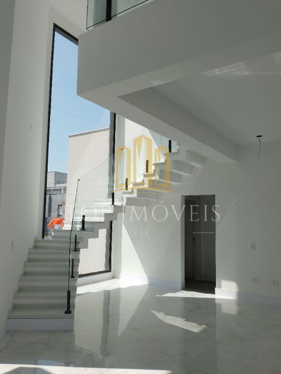 Casa Térrea de Alto Padrão no Condomínio Mont Blanc - Modernidade e Conforto em 770m²