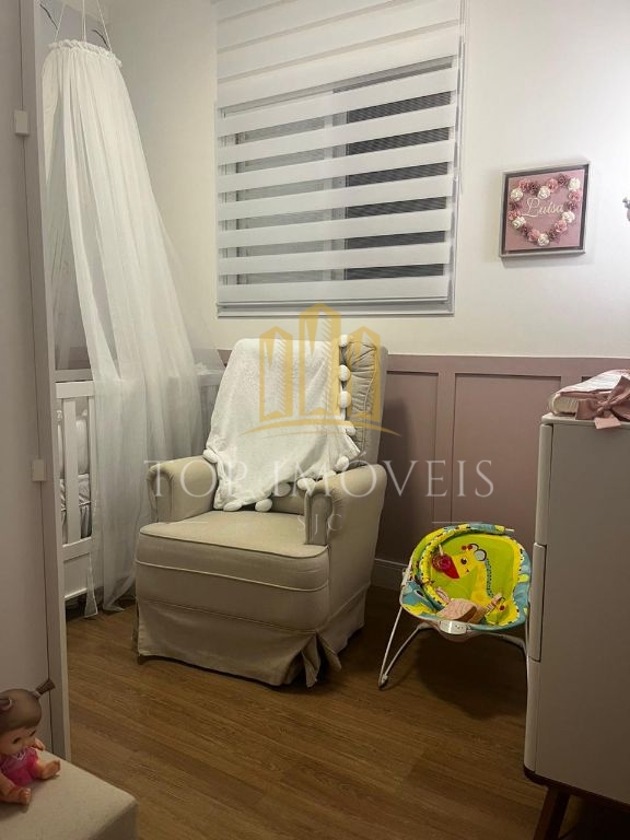 Ótimo apartamento com 2 dormitorios ,suite todo planejado , sol da manhã, condominio clube,
