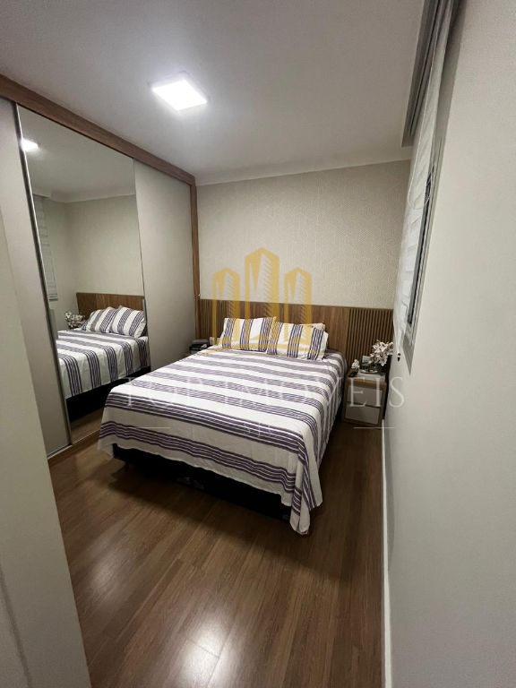 Ótimo apartamento com 2 dormitorios ,suite todo planejado , sol da manhã, condominio clube,