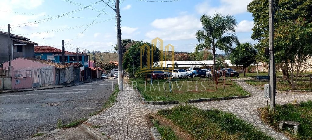 Bela Casa no Residencial Dalla Rosa em Taubaté