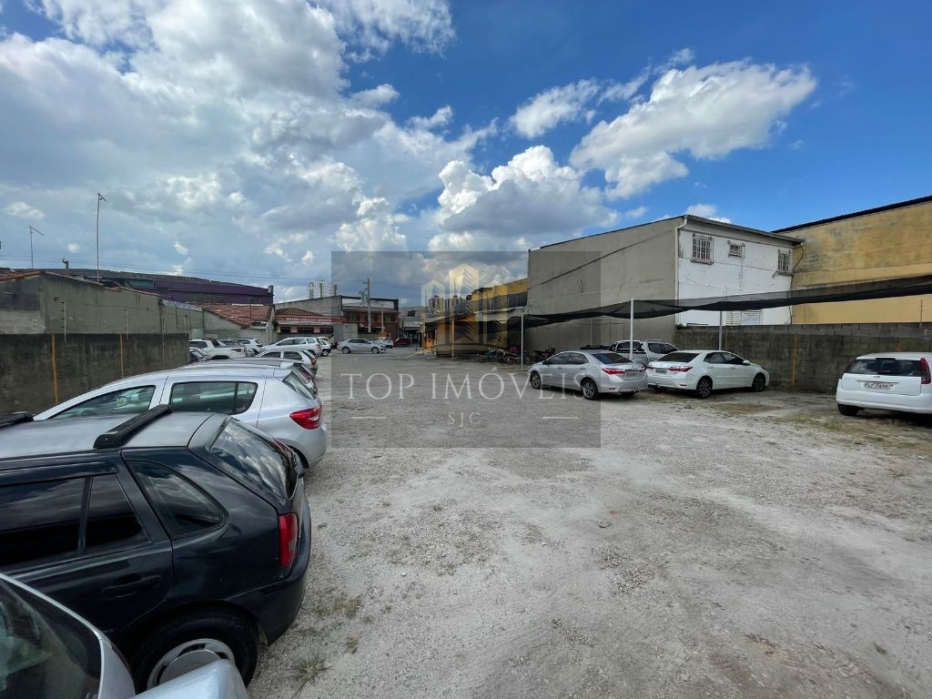 Oportunidade única - Terreno à venda - Residencial e Comercial no centro de Jacareí
