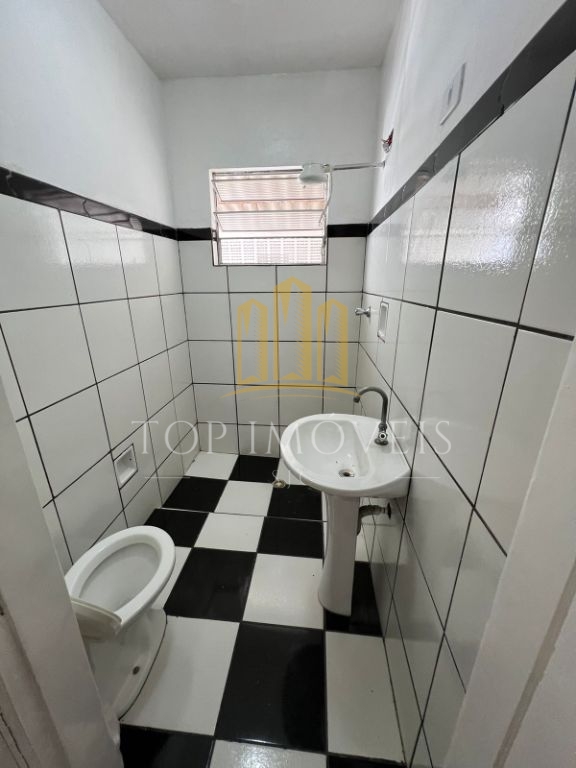 Casa de 3 quartos reformada em ótima localização no Jardim Satélite