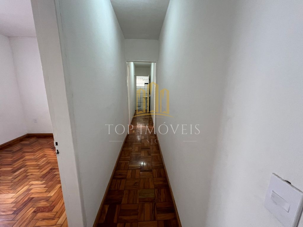 Casa de 3 quartos reformada em ótima localização no Jardim Satélite