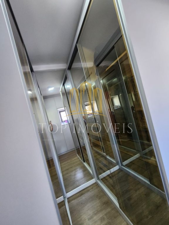 Excelente sobrado à venda, com 4 dormitórios 2 suites - 244 m² - Condominio Aruana