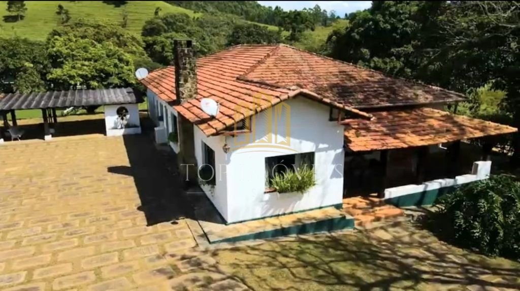 Belíssima Fazenda de Dupla Aptidão Gado de Corte e Leiteiro com 1.060 Alqueires e 6 Cachoeiras