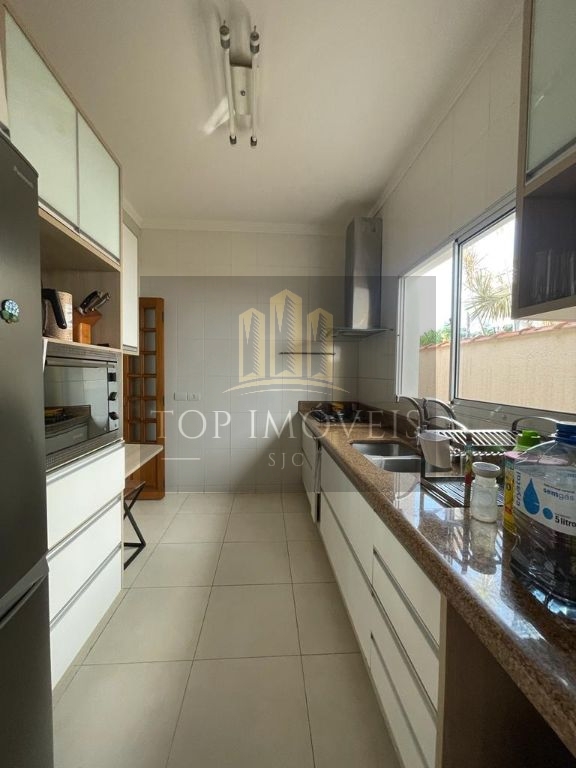 Ótima casa à venda, com 3 suites 169 m² - Vila Branca - Jacareí/SP