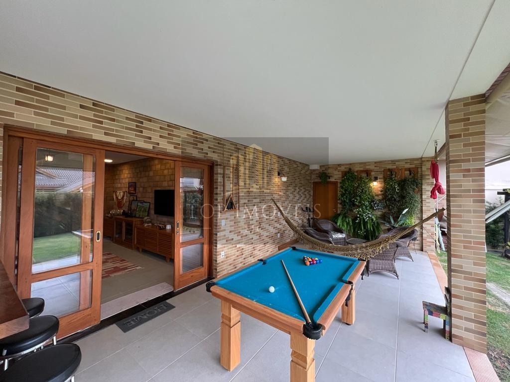 Excelente sobrado à venda, com 4 dormitórios, 380 m² por R$ 3.000.000,00 - Condomínio Residencial Monte Carlo - São José dos Campos/SP