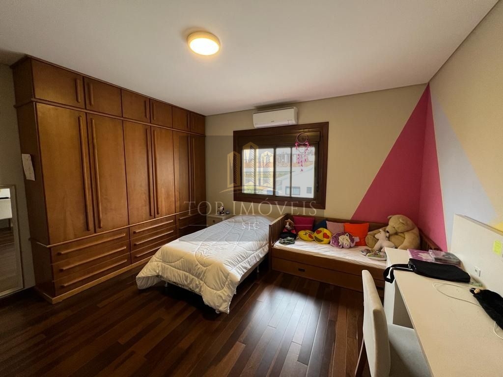 Excelente sobrado à venda, com 4 dormitórios, 380 m² por R$ 3.000.000,00 - Condomínio Residencial Monte Carlo - São José dos Campos/SP