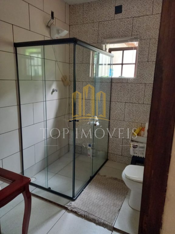 Espaçosa casa tres dormitorios com ponto comercial em altos de santana