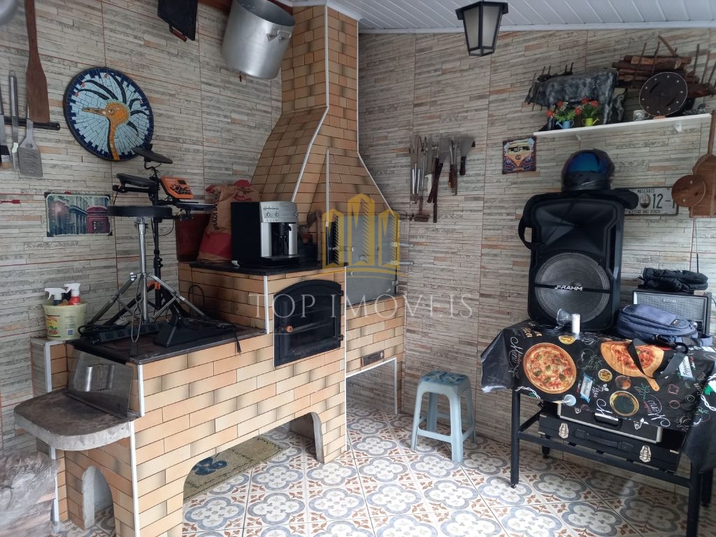Espaçosa casa tres dormitorios com ponto comercial em altos de santana