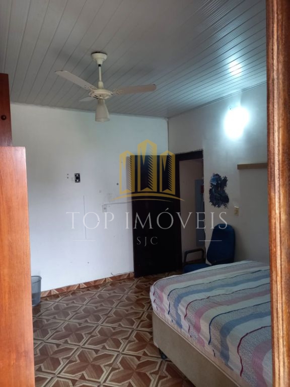 Espaçosa casa tres dormitorios com ponto comercial em altos de santana