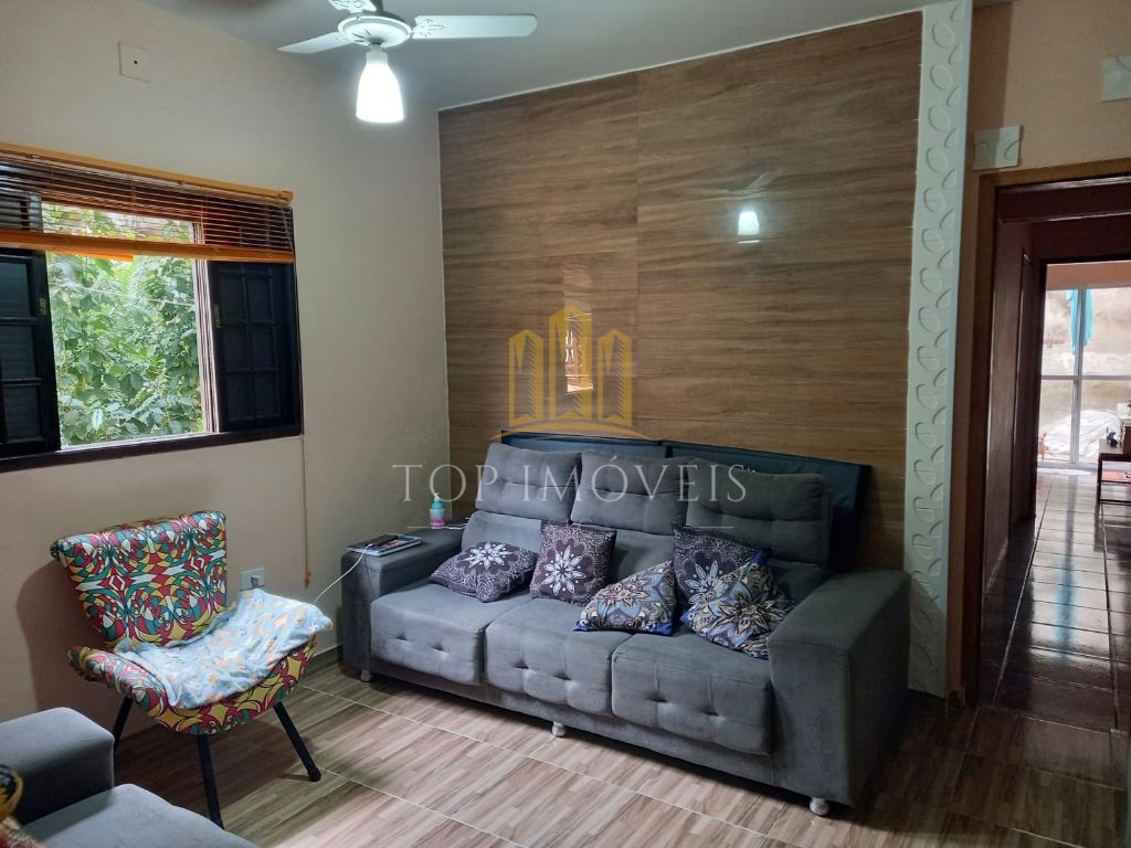 Espaçosa casa tres dormitorios com ponto comercial em altos de santana