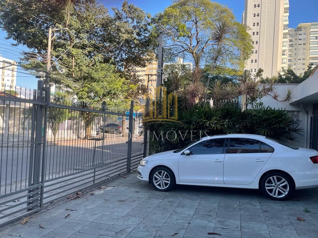OPORTUNIDADE em Vila Adyana Potencial Comercial e Residencial Terreno de 600m²