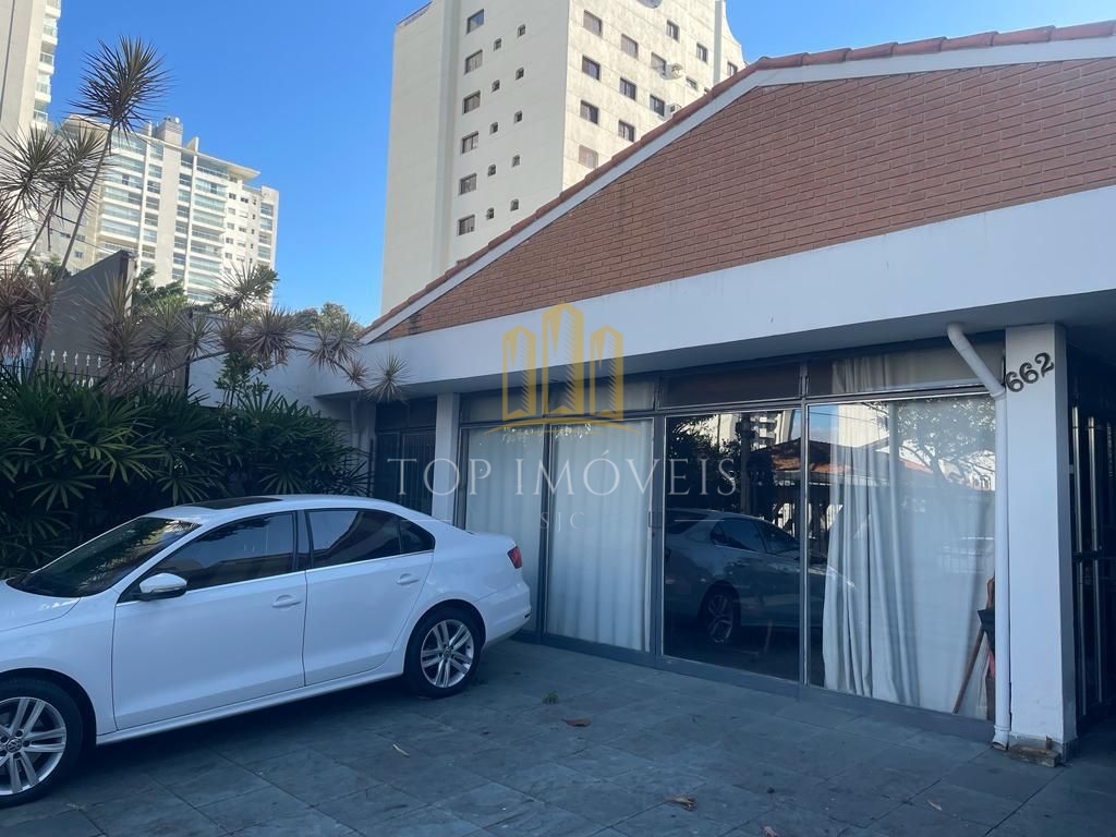 OPORTUNIDADE em Vila Adyana Potencial Comercial e Residencial Terreno de 600m²