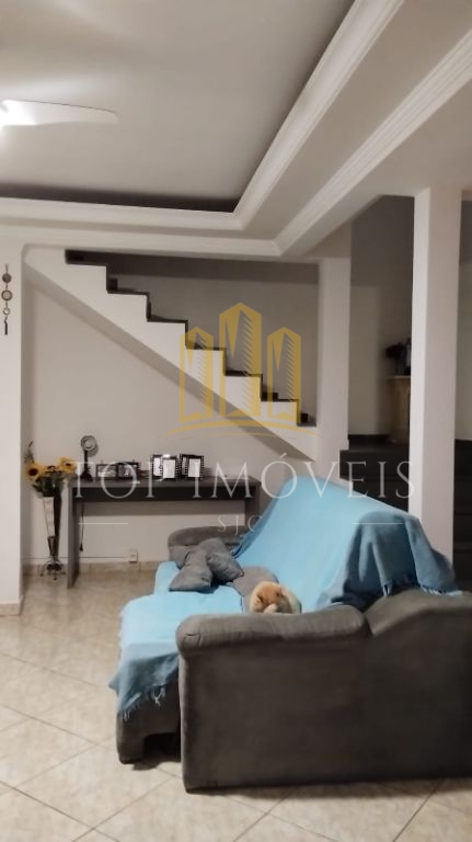 Sobrado Aconchegante no Loteamento Residencial Vista Linda Conforto e Lazer para a Família