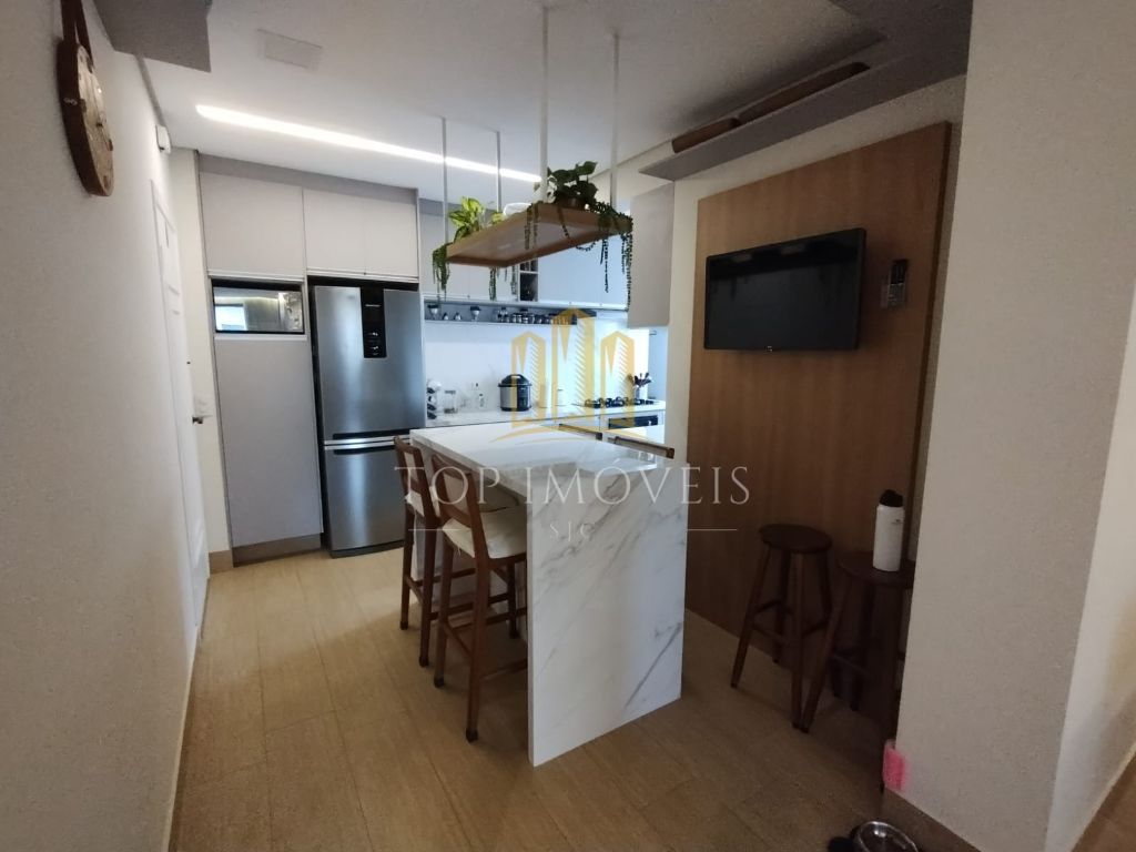 Apartamento com 95 metros, 3 dormitórios suite e totalmente reformado, e todo planejado, cozinha integrada com a sala
