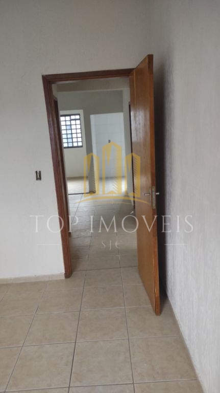 Casa com Terreno Amplo Jd. Paraíso, Jacareí