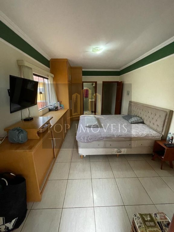 Casa com 3 dormitórios no Residencial União - São José dos Campos/SP