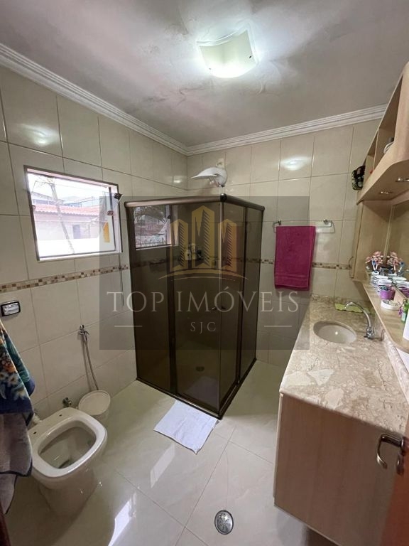 Casa com 3 dormitórios no Residencial União - São José dos Campos/SP