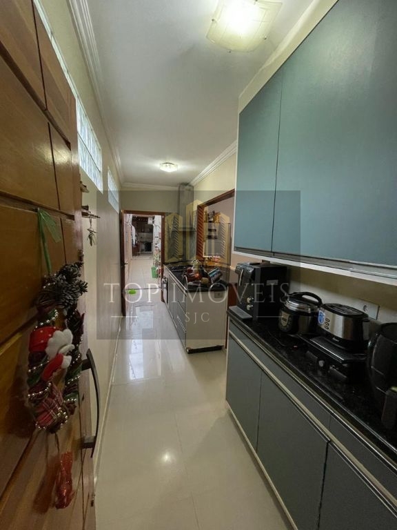 Casa com 3 dormitórios no Residencial União - São José dos Campos/SP