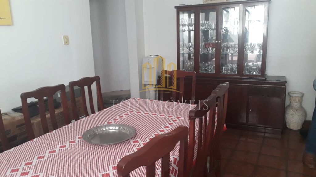 Sobrado Amplo no Bairro Santana - São José dos Campos/SP