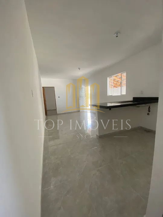 Maravilhosa casa 2 dormitórios suíte no jardim mariana II