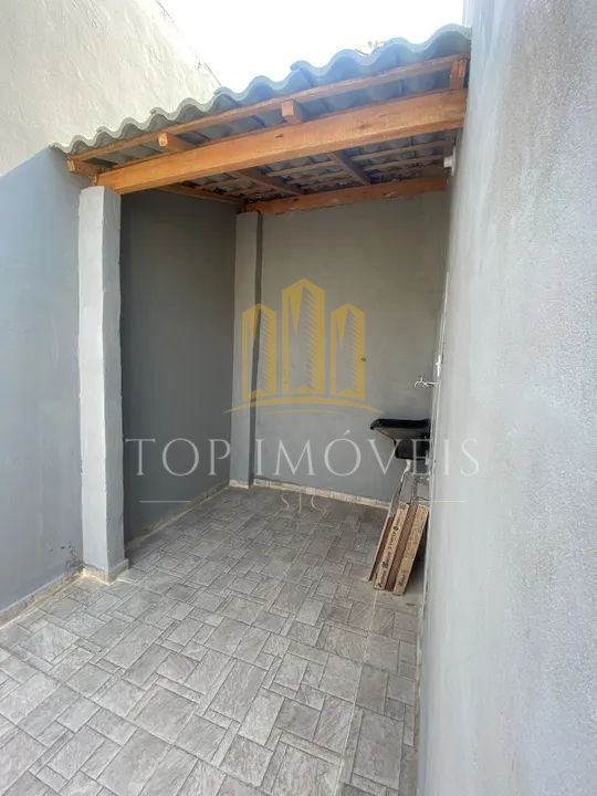Maravilhosa casa 2 dormitórios suíte no jardim mariana II