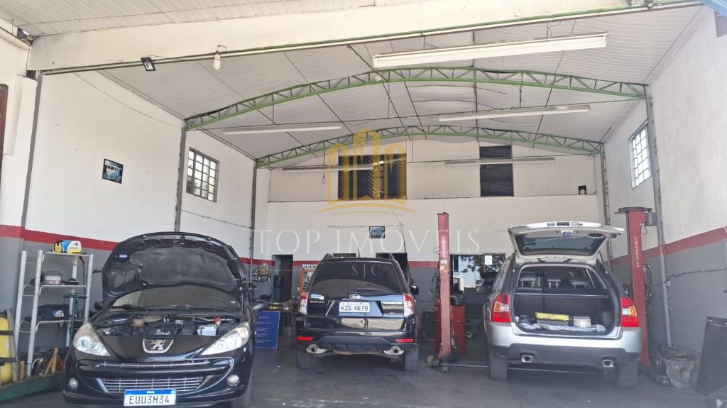Galpão comercial, excelente localização em São José dos Campos