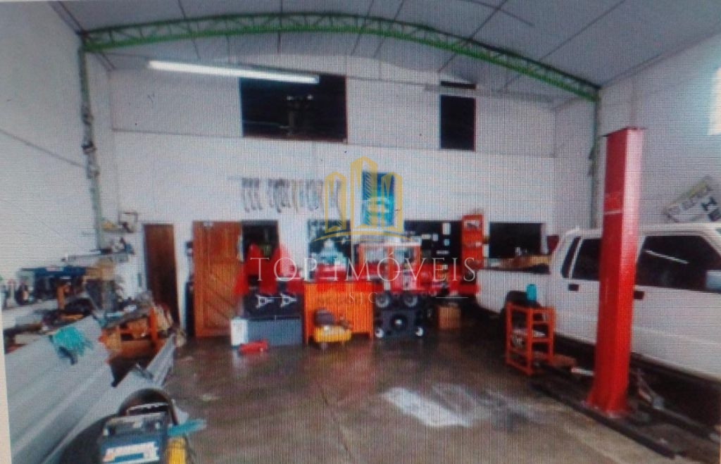 Galpão comercial, excelente localização em São José dos Campos