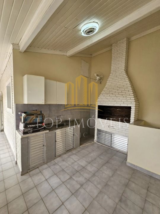 Linda Casa Localizada no Vista Verde com 5 dormitorios Suite e Planejados