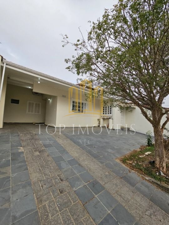 Linda Casa Localizada no Vista Verde com 5 dormitorios Suite e Planejados
