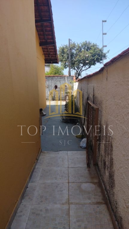 Oportunidade Imperdível - Casa em Condomínio no Residencial Jardim das Flores