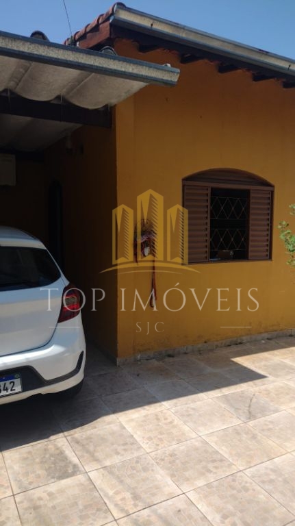 Oportunidade Imperdível - Casa em Condomínio no Residencial Jardim das Flores