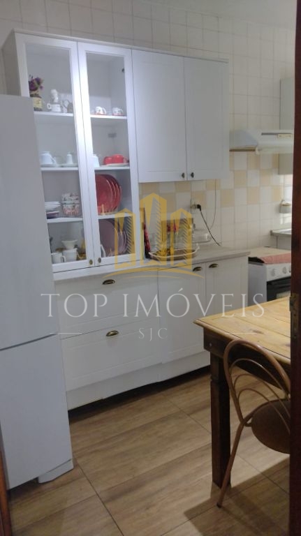 Oportunidade Imperdível - Casa em Condomínio no Residencial Jardim das Flores