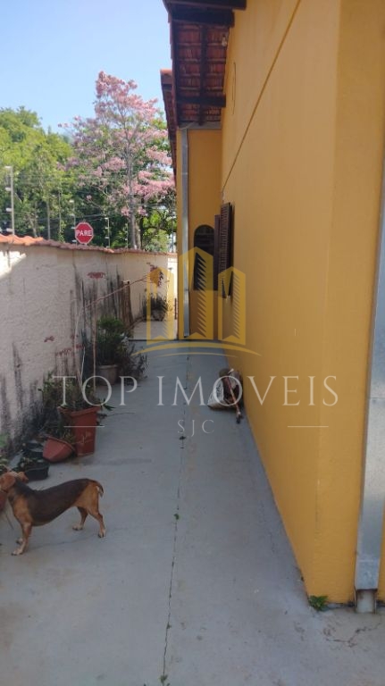 Oportunidade Imperdível - Casa em Condomínio no Residencial Jardim das Flores
