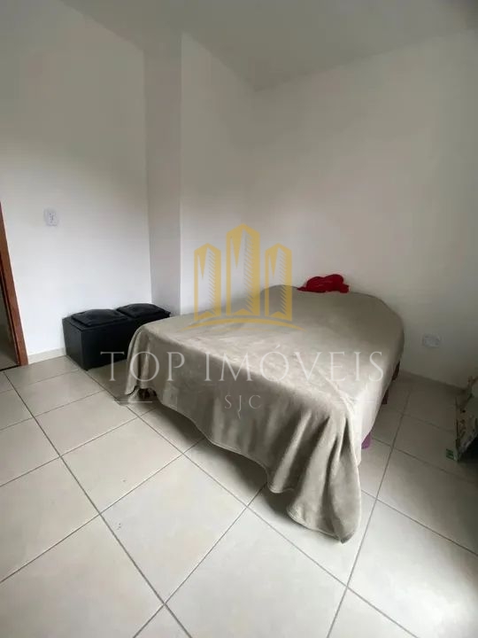 Sobrado de Esquina à Venda no Borda do Campo - Caçapava
