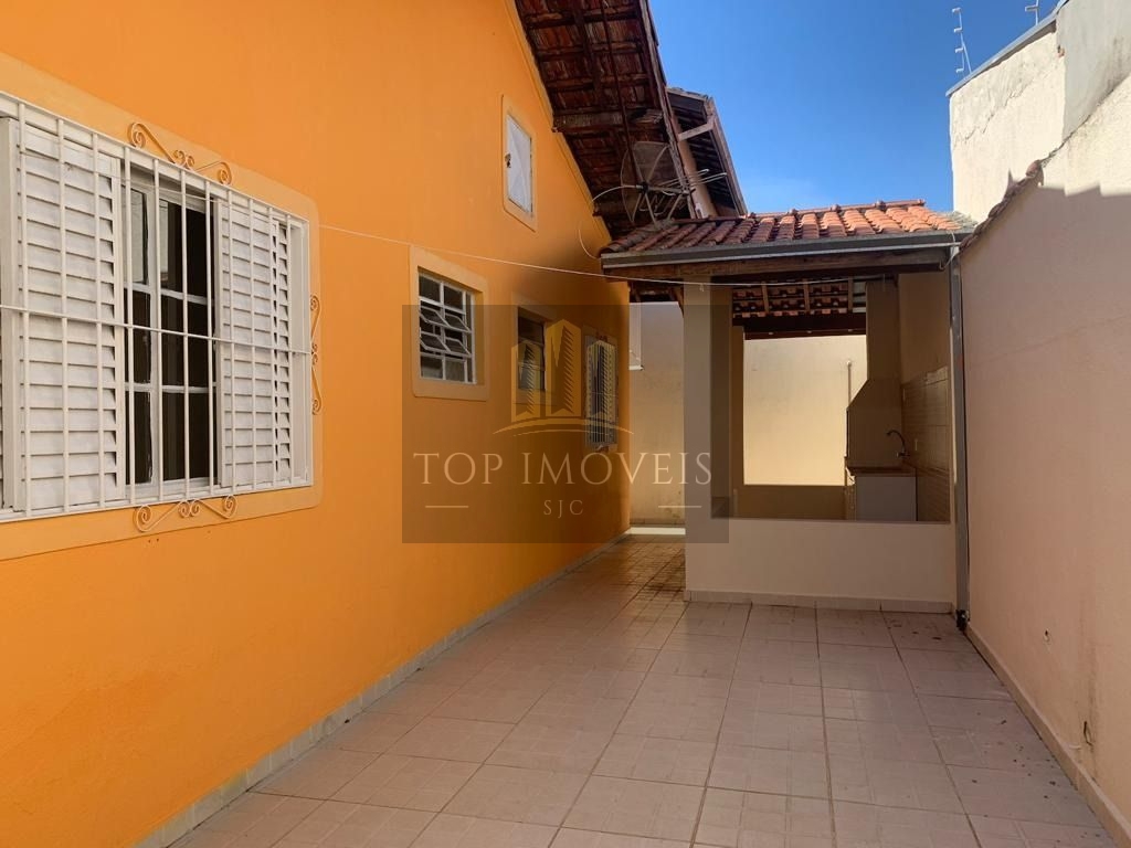 Casa térrea no Jardim das Indústrias, São José dos Campos/SP