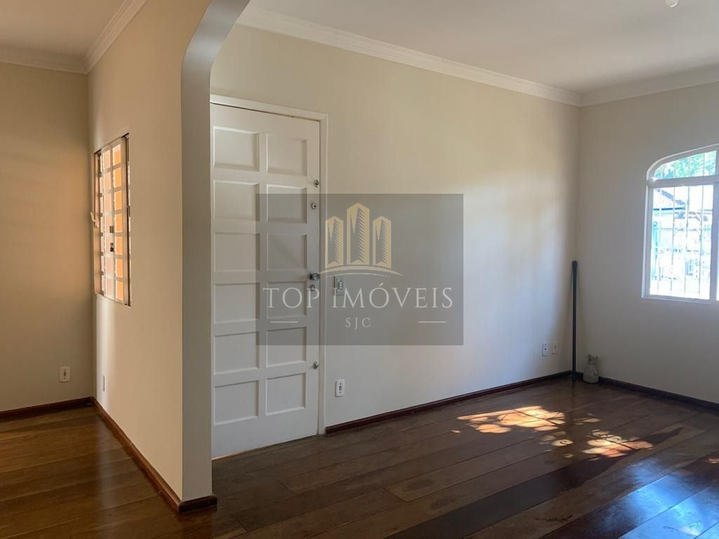 Casa térrea no Jardim das Indústrias, São José dos Campos/SP